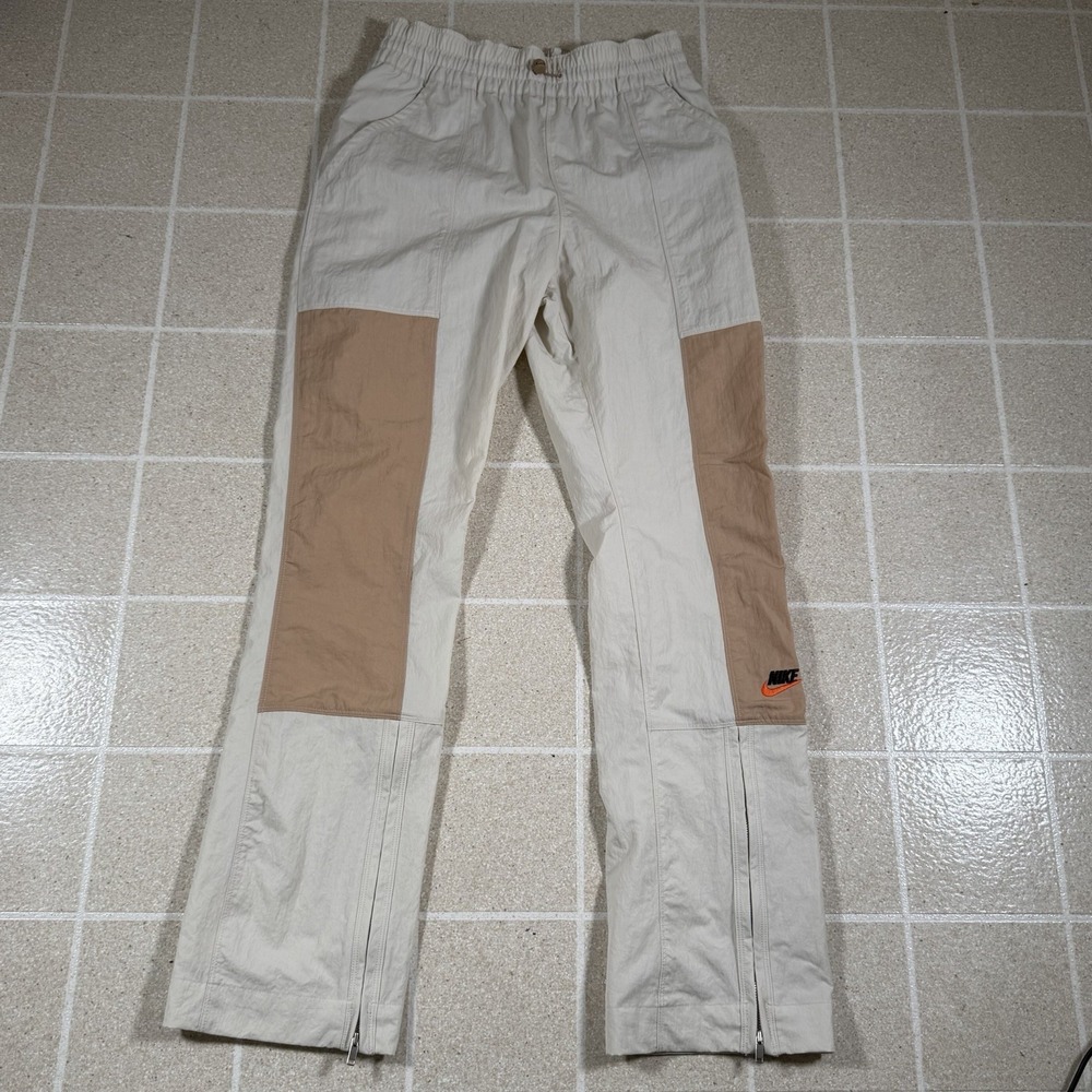 NIKE WOMENS SPORTSWEAR CITY UTILITY WOVEN Nylon Track PANTS FB7252-104 SIZE S